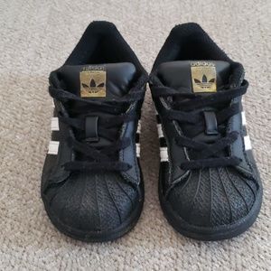 Toddler sneakers
